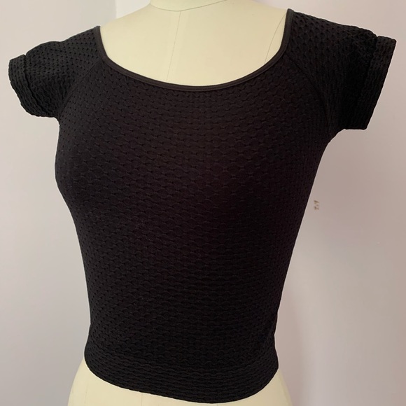 NWOT Black Knit Crop Top OSFM - Picture 6 of 8